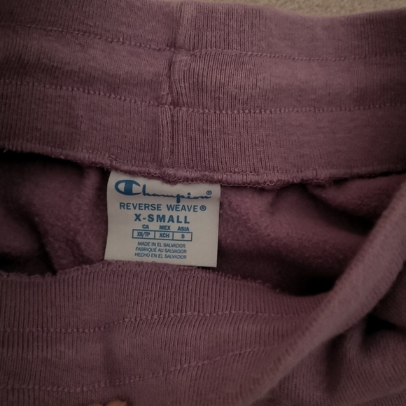 Champion Reverse Weave Shorts Tinted Lavender - Picture 3 of 3
